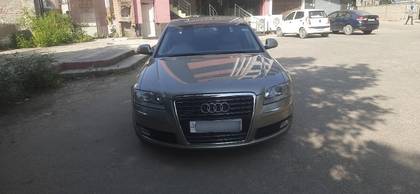Audi A8 L 4.2 FSI quattro Audi A8 L 4.2 FSI quattro