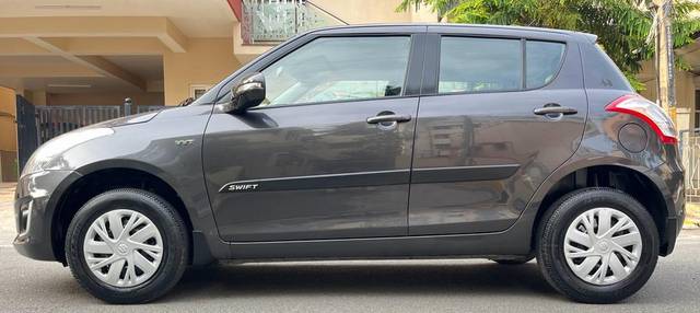 https://images10.gaadi.com/usedcar_image/3617625/original/processed_img2889707__used_car_2889707_1697110873.jpg?imwidth=6402