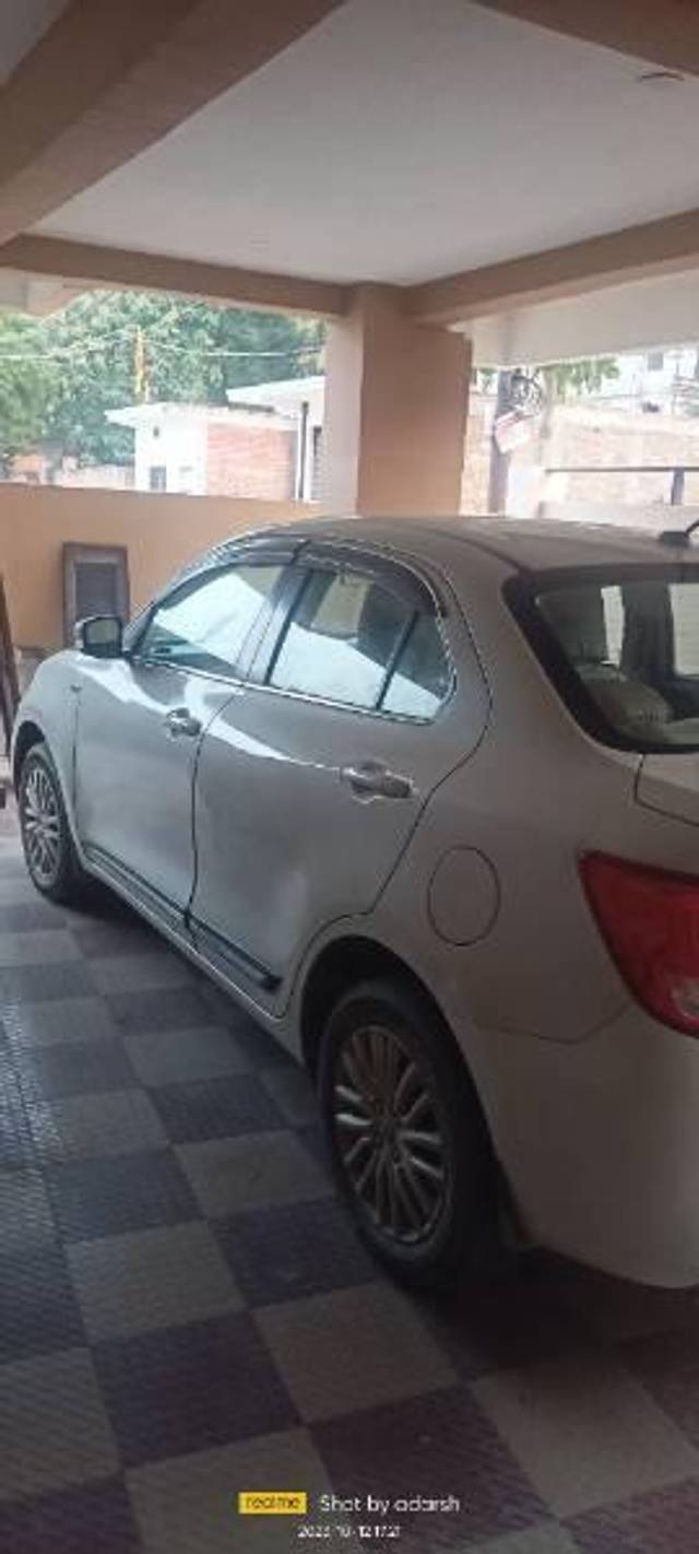 https://images10.gaadi.com/usedcar_image/3617644/original/processed_781f25c9-ac86-4c33-a9fa-671df6de4942.jpg?imwidth=6401