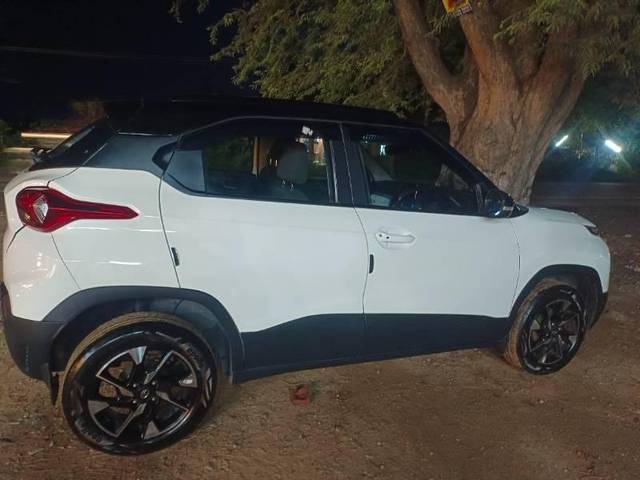 https://images10.gaadi.com/usedcar_image/3617685/original/processed_0b0d58cf-1ec1-4d7a-99a5-561f27af0aad.jpg?imwidth=6401