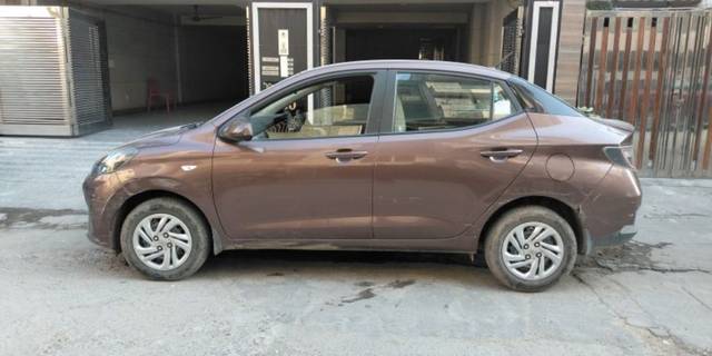 https://images10.gaadi.com/usedcar_image/3617741/original/05__VCC_IMG_1696504319170_1799264_95_1696504649.jpg?imwidth=6402