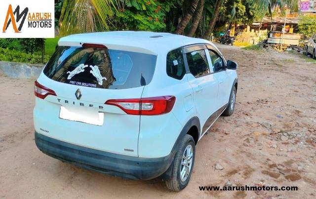 https://images10.gaadi.com/usedcar_image/3617883/original/processed_img2889874__usedcar_whatsappimage2023_10_19at154449_1__2889874_1697797250.jpg?imwidth=6402