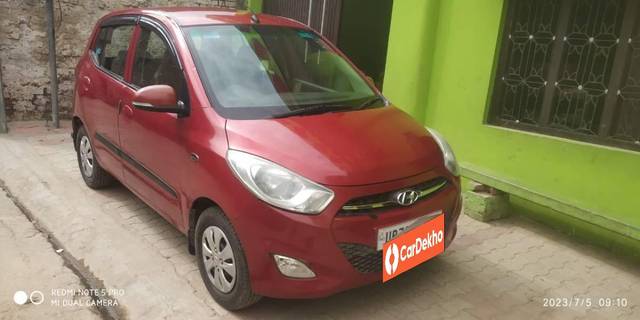 https://images10.gaadi.com/usedcar_image/3617978/original/processed_1731383a-07ac-428f-b098-f1b2e6fab70a.jpg?imwidth=6400