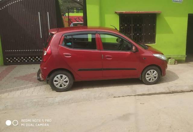 https://images10.gaadi.com/usedcar_image/3617978/original/processed_a9e70485-e34d-48bd-bde2-12f068fd1865.jpg?imwidth=6402