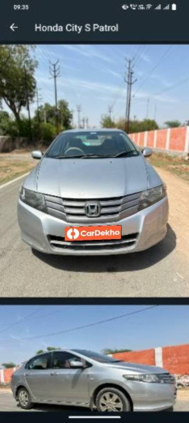 https://images10.gaadi.com/usedcar_image/3618142/original/processed_3445ad81-2c6b-43fc-893b-42ef47e09c5f.jpg?imwidth=6400