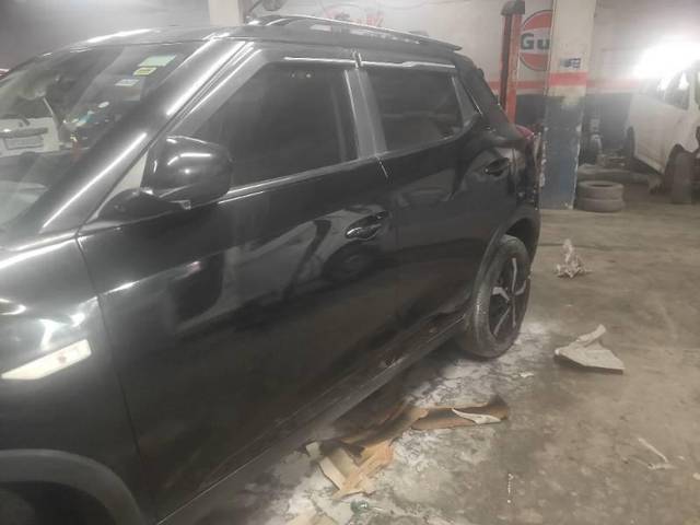 https://images10.gaadi.com/usedcar_image/3618290/original/processed_0bbf9137-1133-441e-a648-7cae3535ce8a.jpg?imwidth=6402