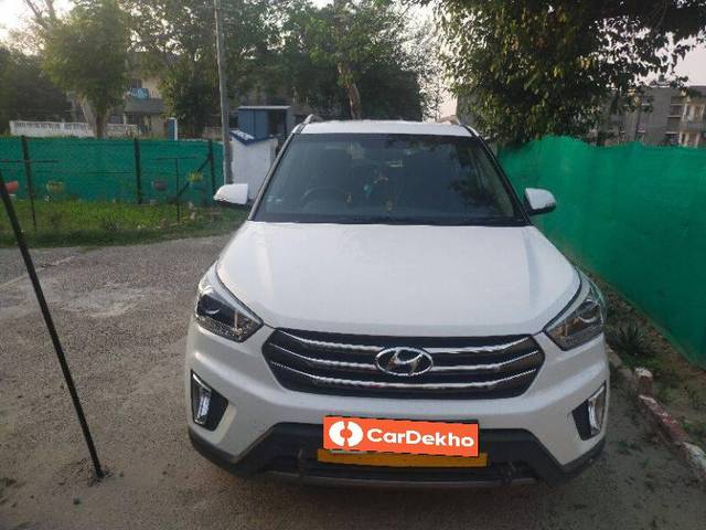 https://images10.gaadi.com/usedcar_image/3618348/original/processed_447afe67-bb4b-42d7-8438-b8a9d664232f.jpg?imwidth=6400