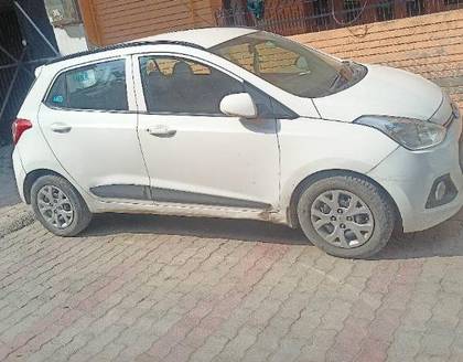 Hyundai Grand i10 1.2 CRDi Sportz Hyundai Grand i10 1.2 CRDi Sportz