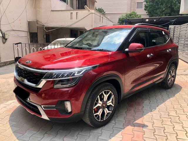 https://images10.gaadi.com/usedcar_image/3618370/original/img2889952__used_car_2889952_1697524369.jpg?imwidth=6402