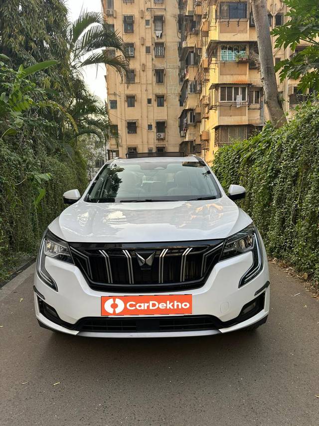 https://images10.gaadi.com/usedcar_image/3618495/original/processed_img2890008__usedcar_whatsappimage2023_11_02at44450pm_2890008_1699082890.jpeg?imwidth=6402