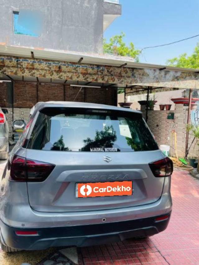 https://images10.gaadi.com/usedcar_image/3618510/original/processed_894432ea-9ca0-4807-9073-c0488e020f24.jpg?imwidth=6401