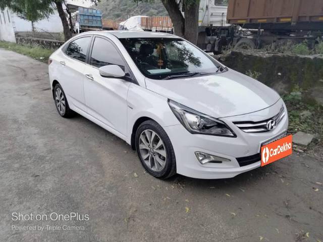 https://images10.gaadi.com/usedcar_image/3618737/original/processed_1213d1e2-ffef-45bc-b93f-9bc8a120a71f.jpg?imwidth=6400