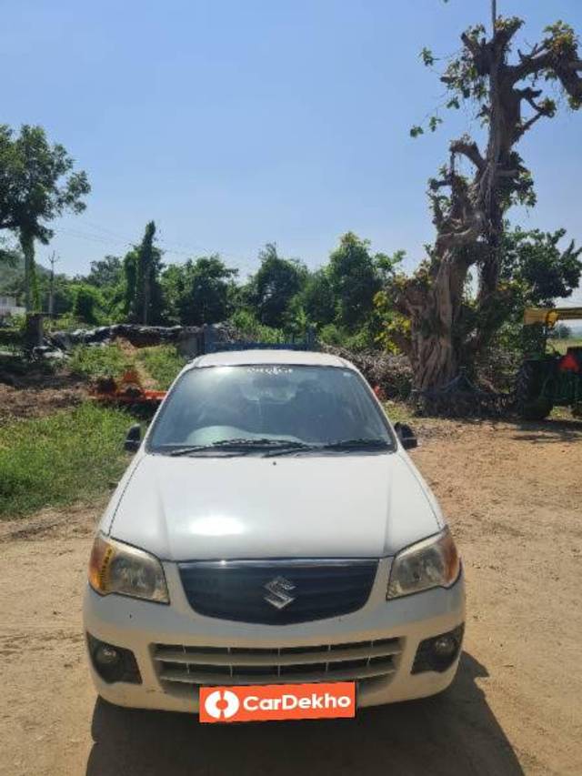 https://images10.gaadi.com/usedcar_image/3618830/original/processed_fdd871d5-f8ae-4048-b5e0-45b80a7b592e.jpg?imwidth=6400
