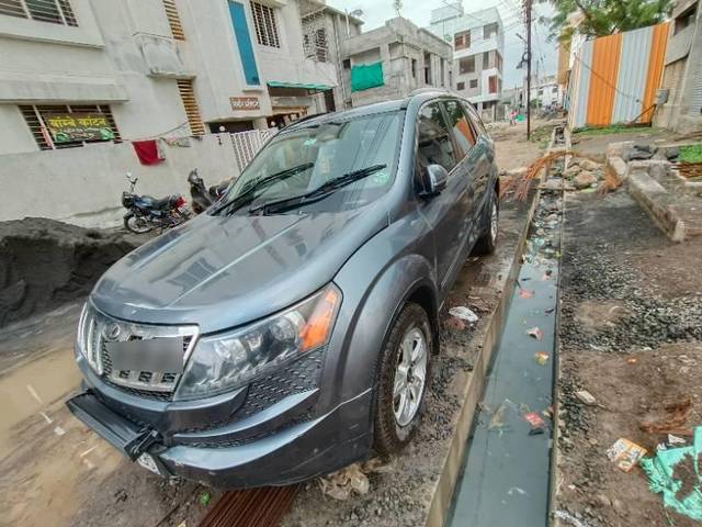 https://images10.gaadi.com/usedcar_image/3618868/original/processed_bc03fb3c-971d-481b-addd-90235e5df73b.jpg?imwidth=6402