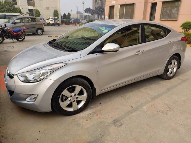 https://images10.gaadi.com/usedcar_image/3618956/original/img2890275__used_car_2890275_1697189973.jpg?imwidth=6400