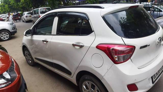 https://images10.gaadi.com/usedcar_image/3618968/original/processed_e0ba9d1e-4749-468d-950b-9a40df216c5f.jpg?imwidth=6402