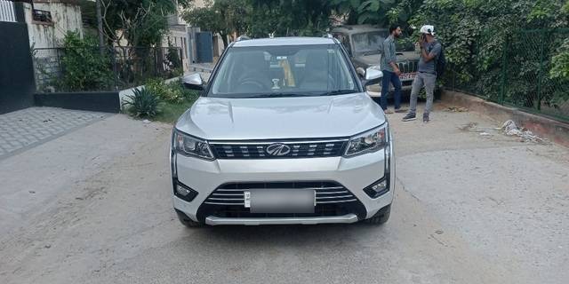 https://images10.gaadi.com/usedcar_image/3619370/original/06__VCC_1800070_94_1696596596.jpg?imwidth=6400