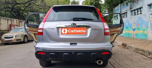 https://images10.gaadi.com/usedcar_image/3619634/original/processed_img2890592__used_car_2890592_1697218354.jpg?imwidth=6402
