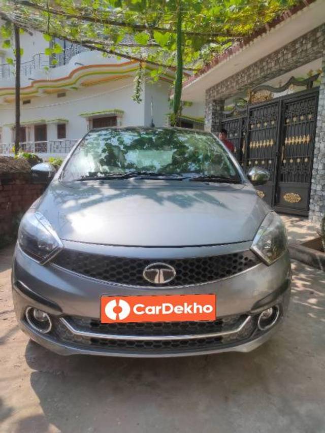 https://images10.gaadi.com/usedcar_image/3620134/original/processed_1246a640-6f94-4c37-a5d6-75fb9bcfd158.jpg?imwidth=6400