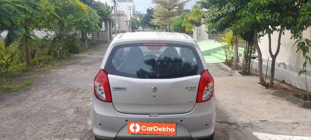 https://images10.gaadi.com/usedcar_image/3620193/original/processed_17295703-cd18-4424-9c68-0fd5ca5236f3.jpg?imwidth=6402