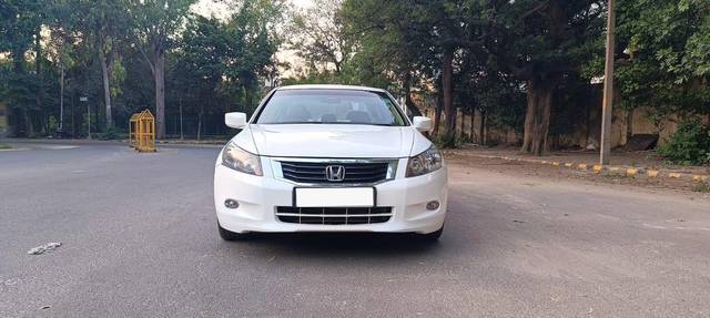https://images10.gaadi.com/usedcar_image/3620253/original/processed_img2890793__used_car_2890793_1697270323.jpeg?imwidth=6400