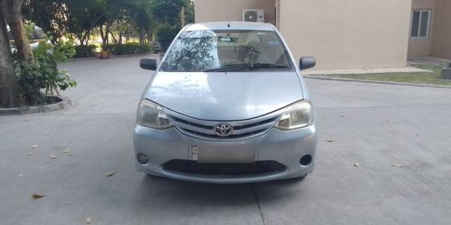 https://images10.gaadi.com/usedcar_image/3620294/original/07__VCC_1800358_94_1696663957.jpg?imwidth=6401