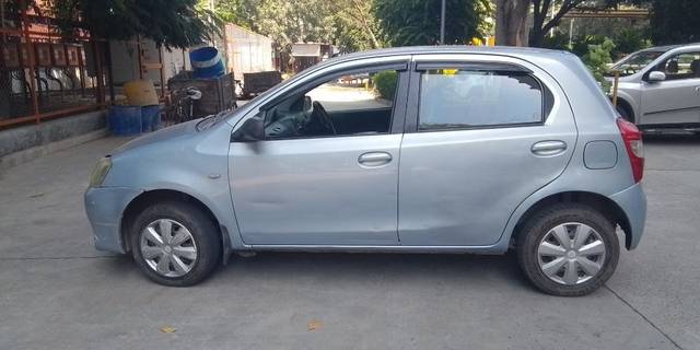 https://images10.gaadi.com/usedcar_image/3620294/original/07__VCC_IMG_1696659232387_1800358_95_1696659553.jpg?imwidth=6402