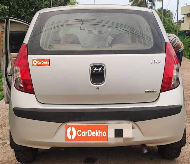 https://images10.gaadi.com/usedcar_image/3620511/original/processed_51c3c3e3-baf4-4cec-a2ac-240734aaf9c0.jpg?imwidth=6402