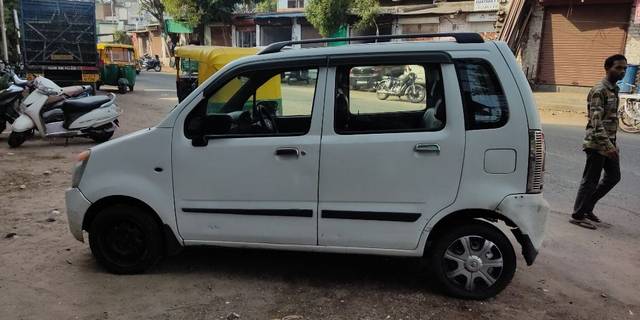 https://images10.gaadi.com/usedcar_image/3620684/original/07__VCC_IMG_1696674044404_1800642_95_1696674300.jpg?imwidth=6402
