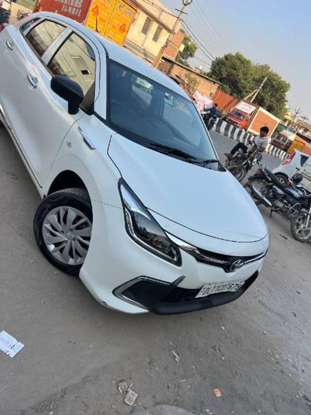 https://images10.gaadi.com/usedcar_image/3620779/original/processed_431ffd47-4f22-47e9-961c-97dccb6be2d8.jpg?imwidth=6402