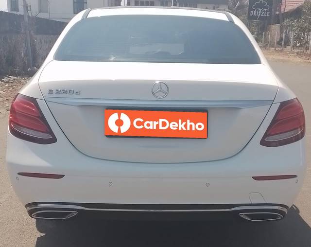 https://images10.gaadi.com/usedcar_image/3620783/original/processed_img2891104__used_car_2891104_1697286214.jpg?imwidth=6401