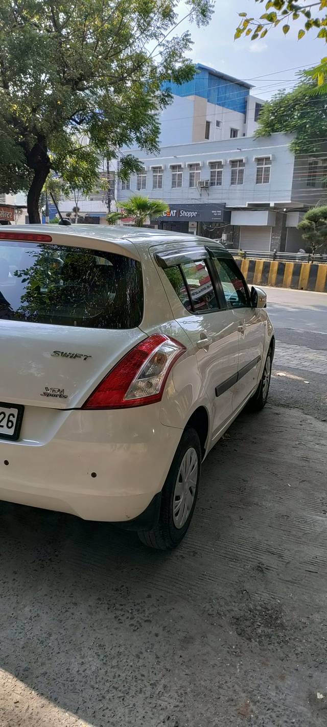 https://images10.gaadi.com/usedcar_image/3620835/original/processed_img2891148__used_car_2891148_1697287577.jpg?imwidth=6402