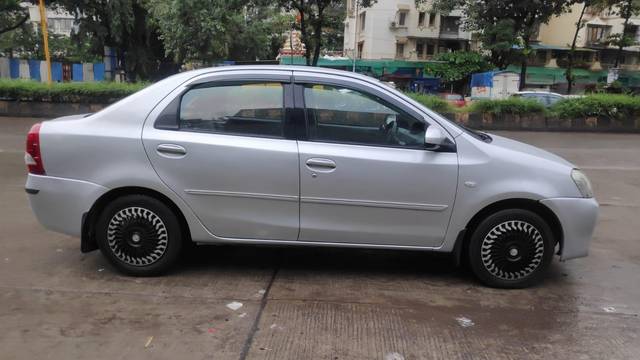 https://images10.gaadi.com/usedcar_image/3620840/original/processed_img2891151__used_car_2891151_1697287617.jpg?imwidth=6401