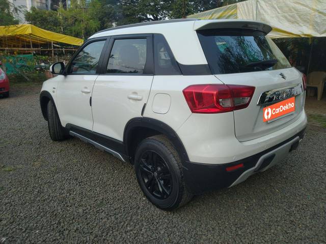https://images10.gaadi.com/usedcar_image/3620931/original/processed_img2891198__used_car_2891198_1697291102.jpg?imwidth=6402