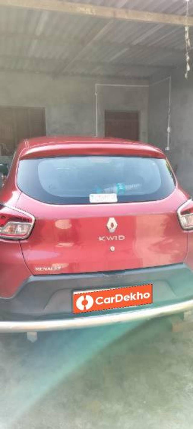 https://images10.gaadi.com/usedcar_image/3621000/original/processed_a64d8c6e-cd73-4eef-bc57-d6a17c33319b.jpg?imwidth=6401