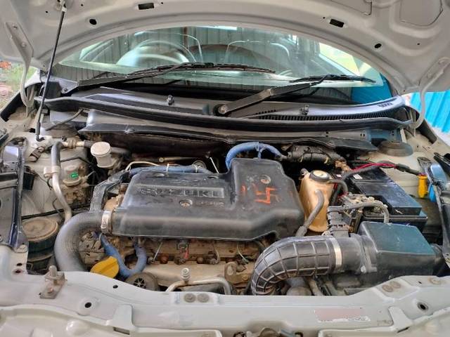 https://images10.gaadi.com/usedcar_image/3621052/original/processed_c15a1b0a-5cf8-4c2b-9fbf-dbcd61494630.jpg?imwidth=6402
