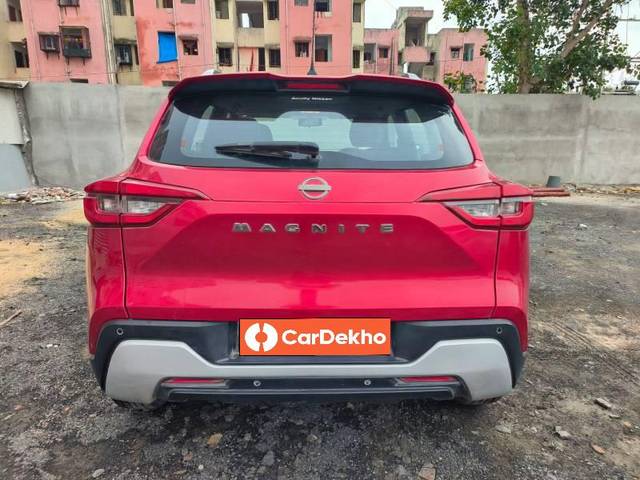 https://images10.gaadi.com/usedcar_image/3621194/original/processed_a4c20592-54b5-436c-a436-57f2c21ebbfe.jpg?imwidth=6402