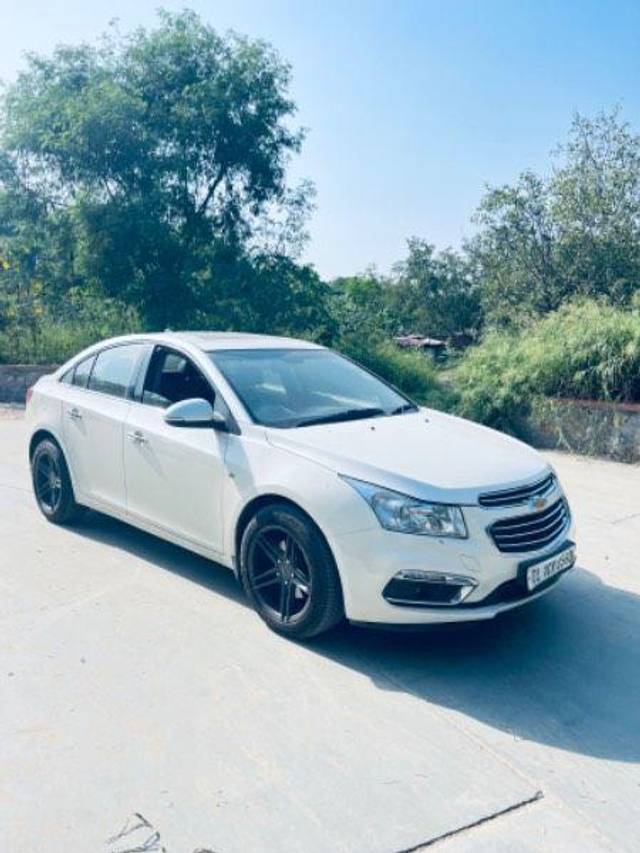 https://images10.gaadi.com/usedcar_image/3621283/original/processed_5ba40208-06d1-4372-9059-d0510602d2c1.jpeg?imwidth=6400