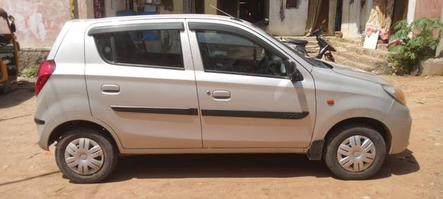 https://images10.gaadi.com/usedcar_image/3621642/original/08__VCC_IMG_1696743970170_1800948_97_1696743991.jpg?imwidth=6401