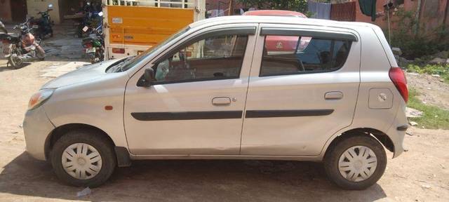 https://images10.gaadi.com/usedcar_image/3621642/original/processed_08__VCC_IMG_1696743632717_1800948_95_1696743999.jpg?imwidth=6402