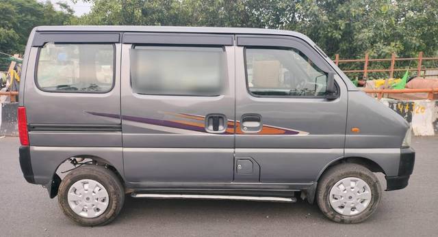 https://images10.gaadi.com/usedcar_image/3621686/original/processed_img2891427__used_car_2891427_1697352781.jpg?imwidth=6401
