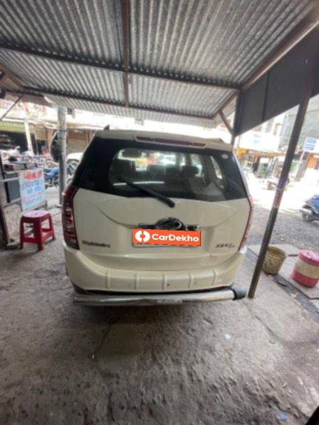 https://images10.gaadi.com/usedcar_image/3622084/original/processed_7e9a2380-de55-452c-881c-604ab891a8e5.jpeg?imwidth=6401