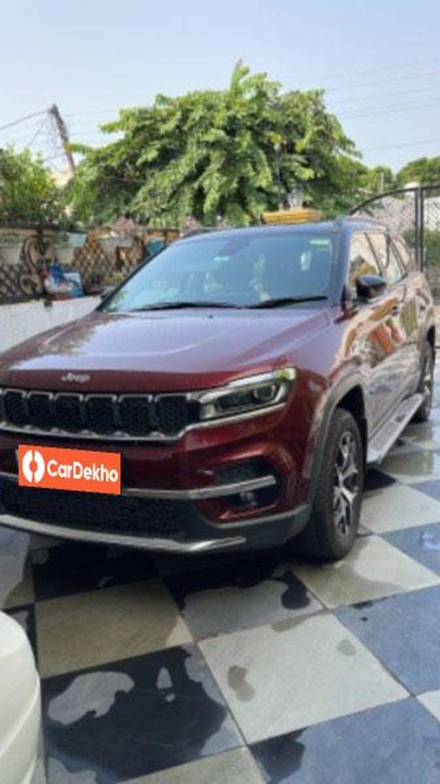 https://images10.gaadi.com/usedcar_image/3622108/original/processed_09e86057-cac2-4614-873d-4e278c922b75.jpeg?imwidth=6400