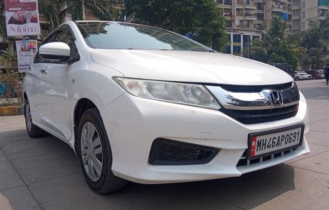 https://images10.gaadi.com/usedcar_image/3622127/original/img3622127__zz1_crop_img_652f73650c9f0_1697608549.jpg?imwidth=6401