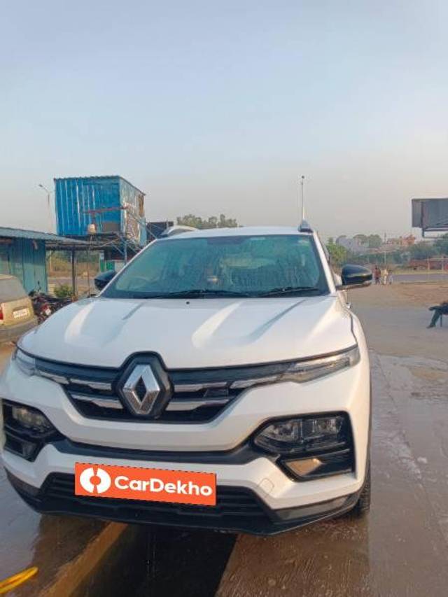 https://images10.gaadi.com/usedcar_image/3622154/original/processed_18e9264f-f0d7-47dc-bdd7-2f806fc05806.jpg?imwidth=6401