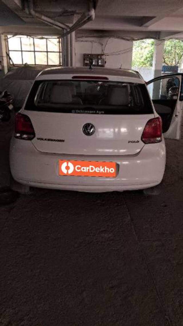 https://images10.gaadi.com/usedcar_image/3622187/original/processed_e5257284-c173-46b8-b187-0fff4fc59d35.jpg?imwidth=6401