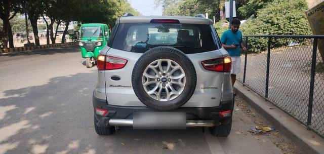 https://images10.gaadi.com/usedcar_image/3622280/original/08__VCC_1801191_96_1696759019.jpg?imwidth=6402