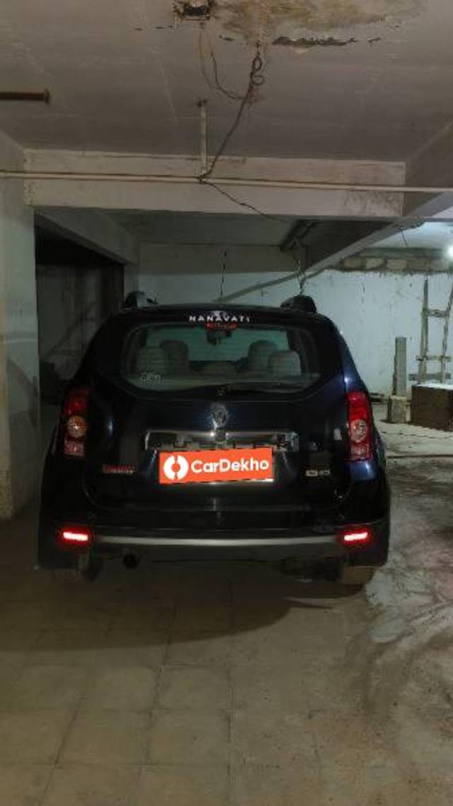 https://images10.gaadi.com/usedcar_image/3622413/original/processed_bd0c8422-3347-4539-b204-cf8f45fedaf0.jpg?imwidth=6401