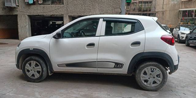 https://images10.gaadi.com/usedcar_image/3622524/original/08__VCC_IMG_1696767302785_1801295_95_1696767815.jpg?imwidth=6401