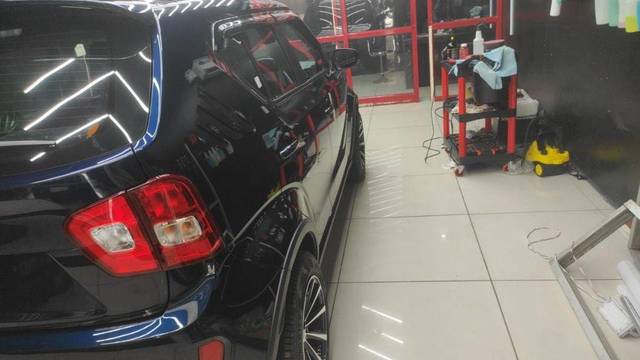 https://images10.gaadi.com/usedcar_image/3622547/original/processed_905688c1-f0b7-47af-96df-9103786fd4a4.jpeg?imwidth=6401